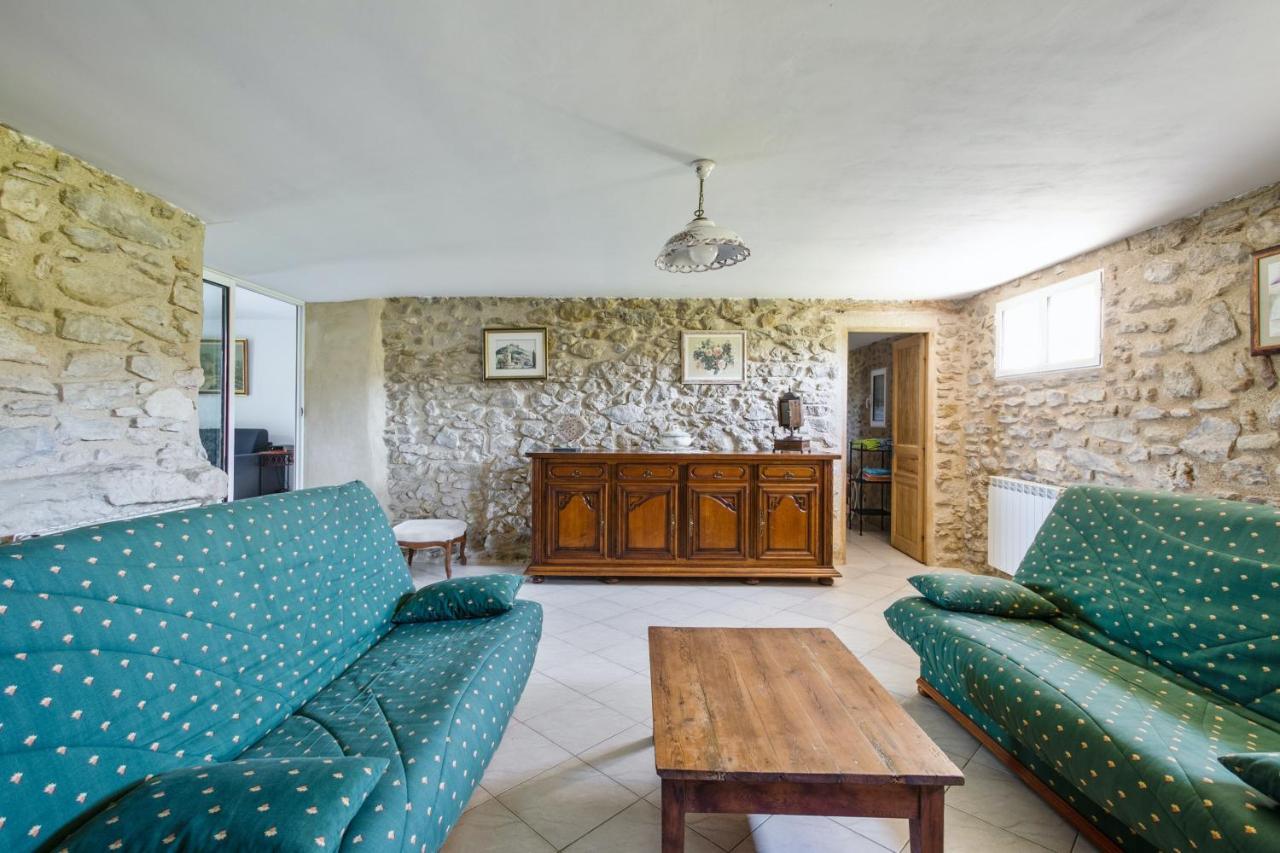 Villa Charmante A La Tour-D'Aigues Avec Piscine Privee Экстерьер фото